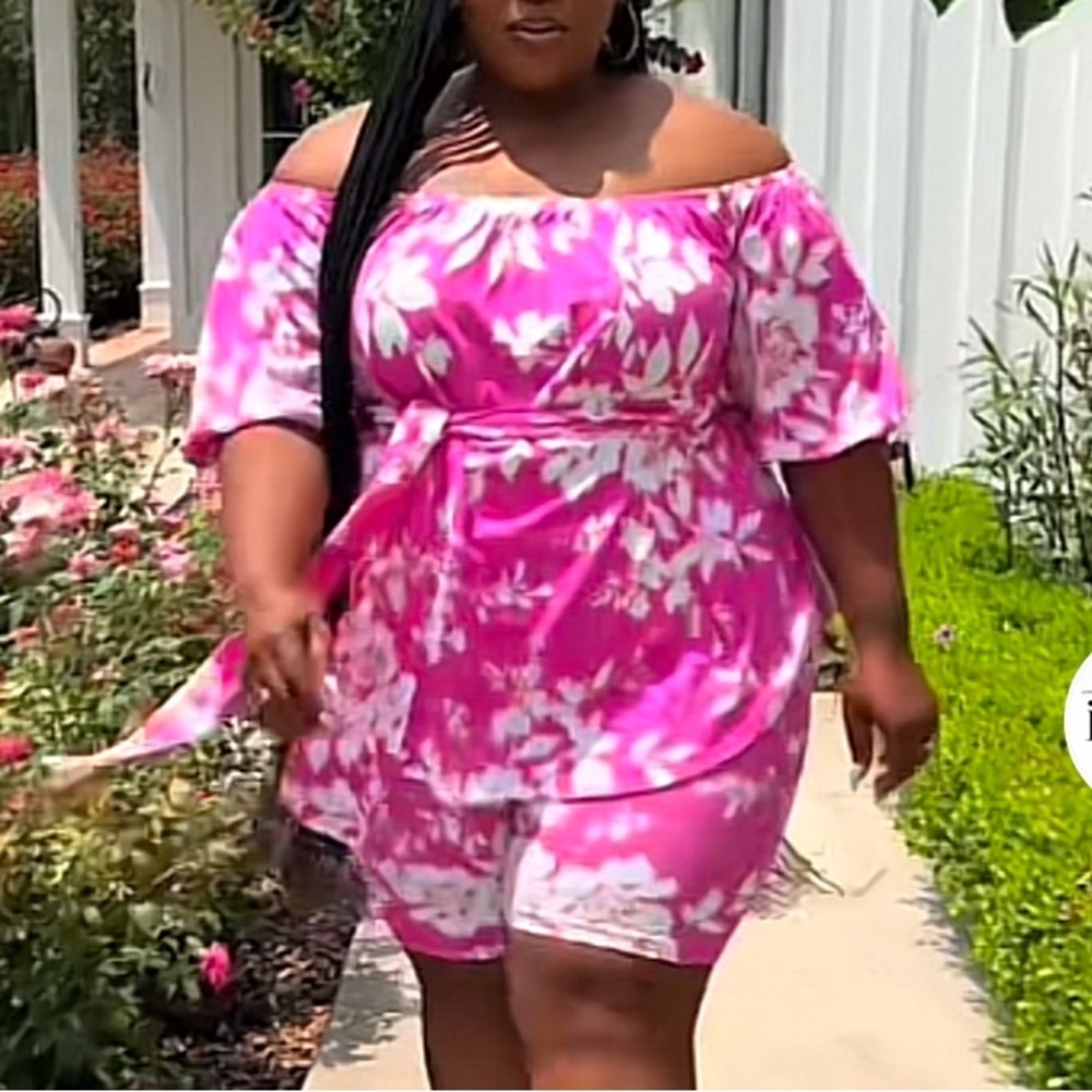 I'MARE Boutique Pink Floral Off The Shoulder Top